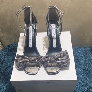 Gibson Latimer Metallic Bow Heels